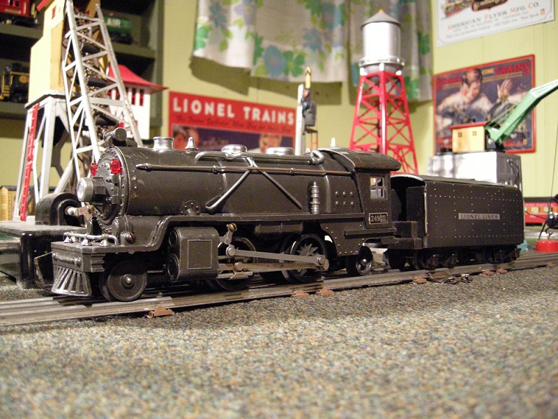 Lionel 249 locomotive