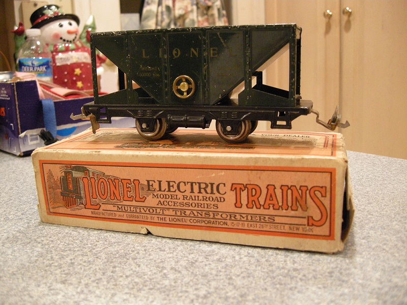 Lionel 803 and box.jpg