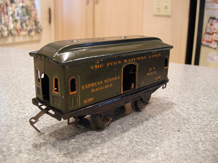 Ives 550 baggage after roof repaint