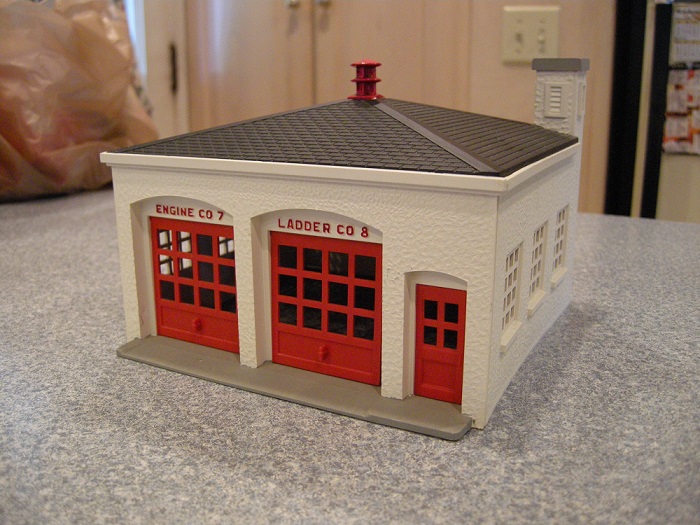 Plasticville fire-house