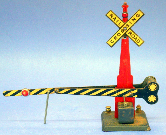 marx rr crossing 003-001.JPG