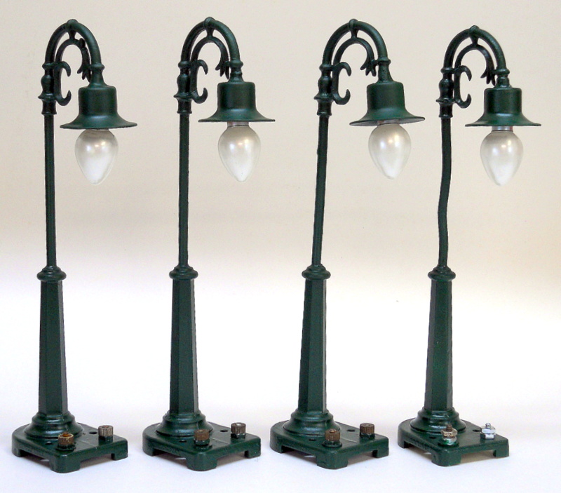 lionel-58-street-lamps-reconditioned-ccf-bitf.JPG